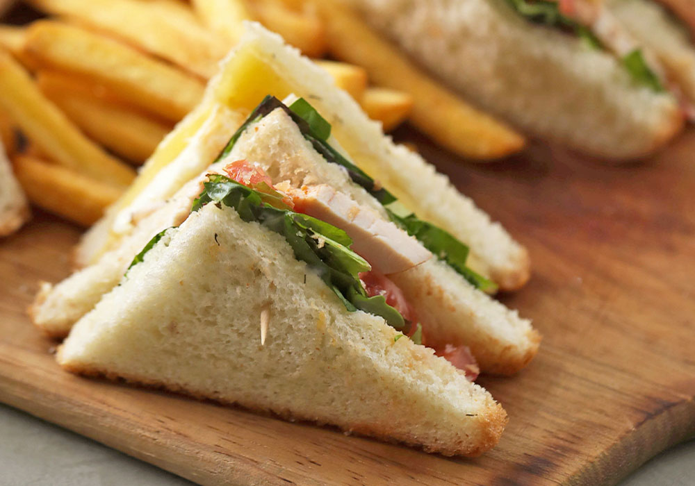 Club sandwich. Freepik, © Racool_studio.